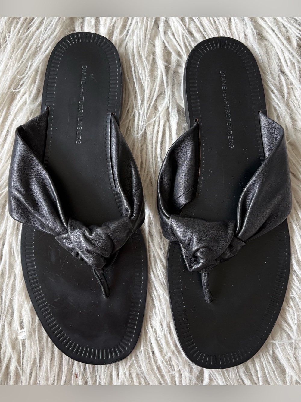 Diane Von Furstenberg Etna Knotted Black Leather Slip On Slide Sandals EUC 7.5